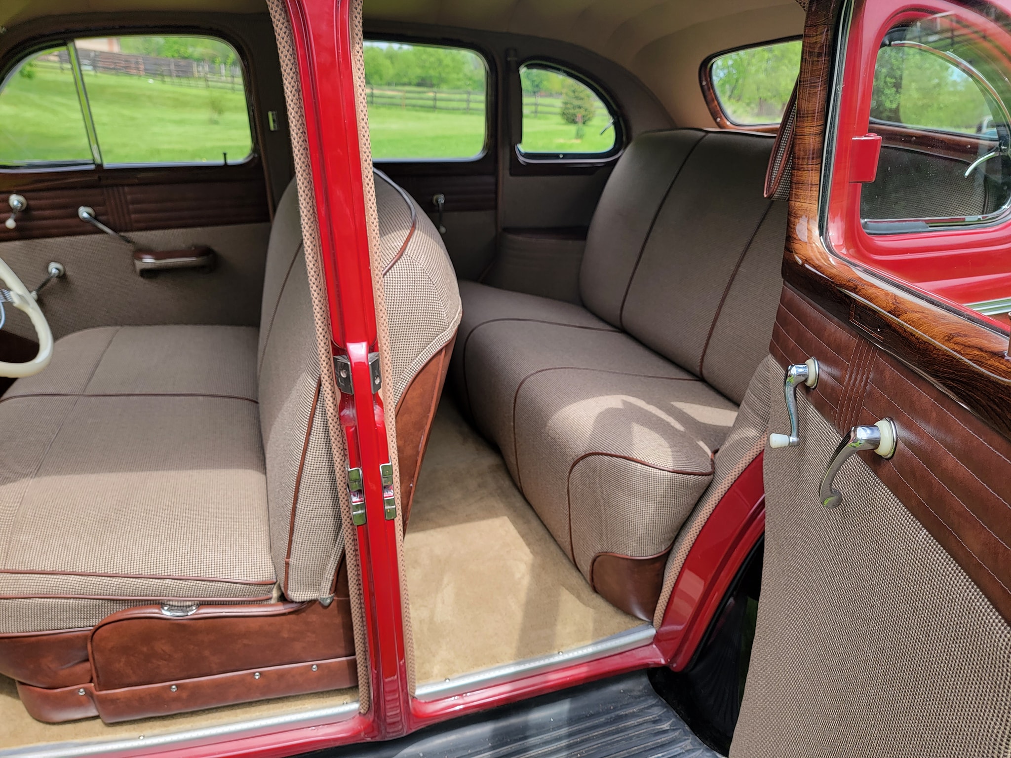 1938 Buick detail
